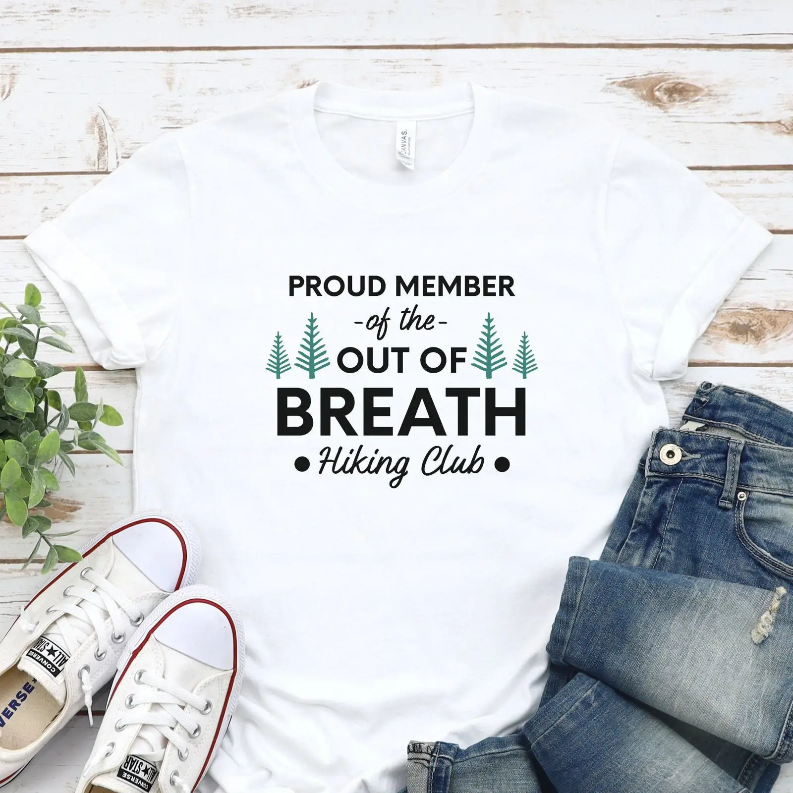Outdoor Adventure Club - เสื้อยืดชมรมเดินป่า Out Breath สำหรับนักเดินทางไกลและผู้รักการตั้งแคมป์ ลายสนุกสนานสำหรับการผจญภัยกลางแจ้ง สไตล์วินเทจ