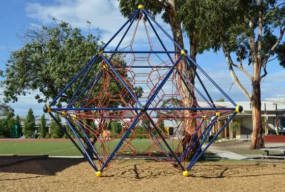 สนามเด็กเล่นกลางแจ้งขนาดใหญ่พร - Outdoor Adventure Course บทวิจารณ์และราคา