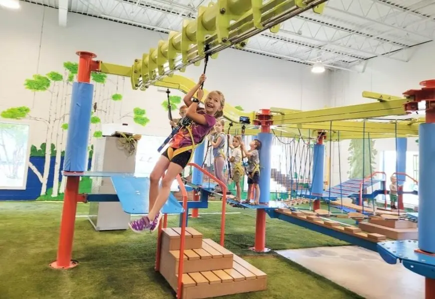 สนามเด็กเล่นเชือกแขวนสำหรับปีน - Outdoor Adventure Course บทวิจารณ์และราคา
